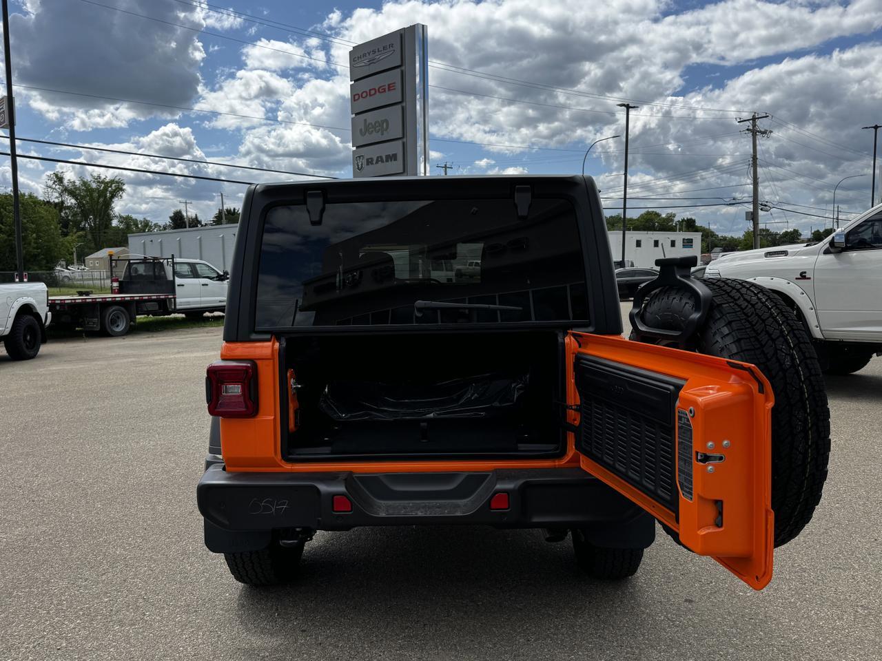 2025 Jeep Wrangler Sport S 4x4 | Rig Ready Wrangler  | 4 Door | Hardtop | Heated Seats | Remote Start | Backup Camera Redwater AB