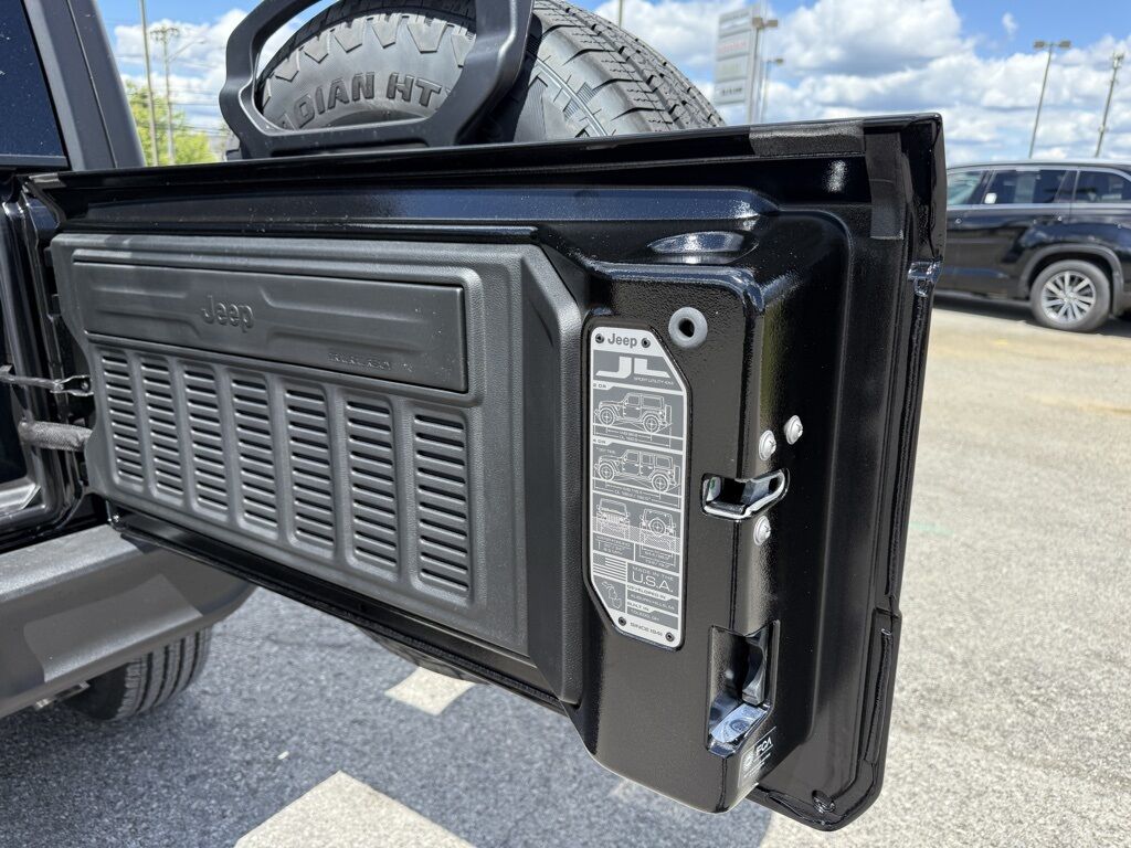 2025 Jeep Wrangler Sport S Crestwood KY