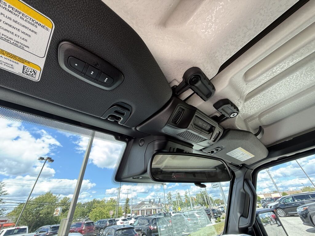 2025 Jeep Wrangler Sport S Crestwood KY