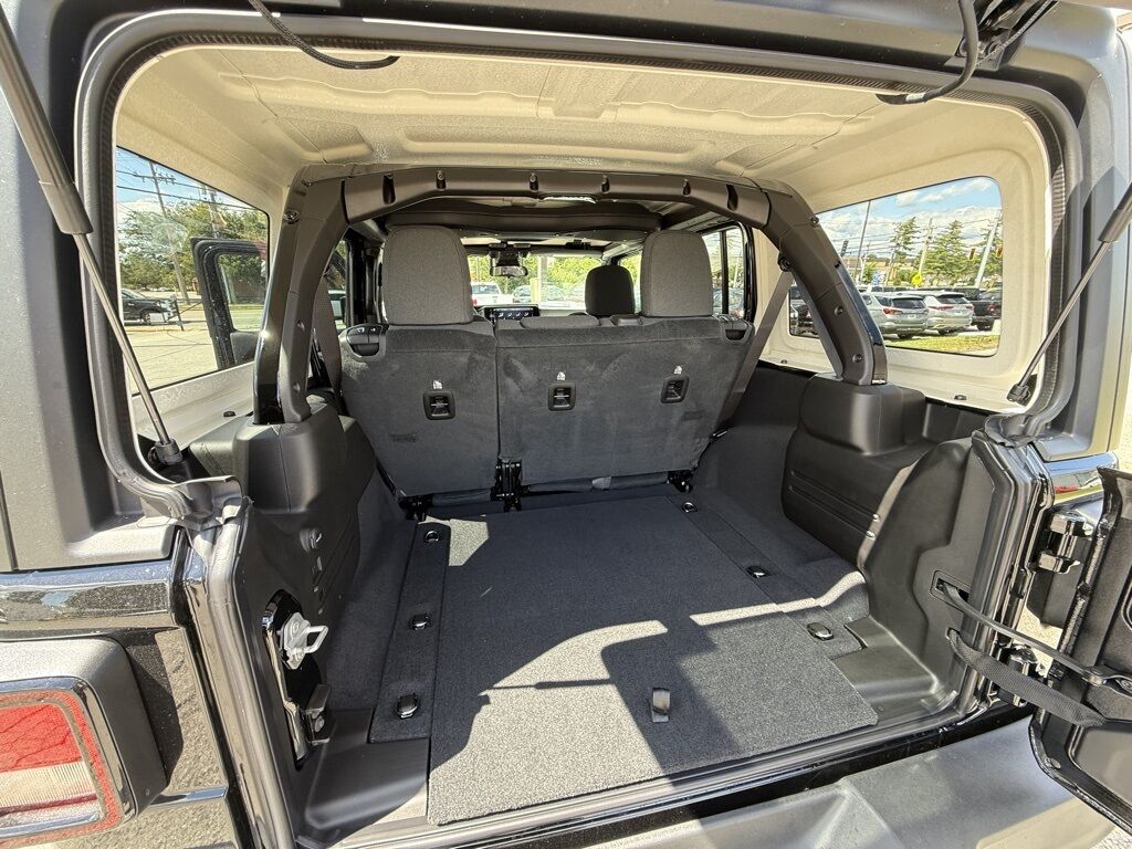 2025 Jeep Wrangler Sport S Crestwood KY