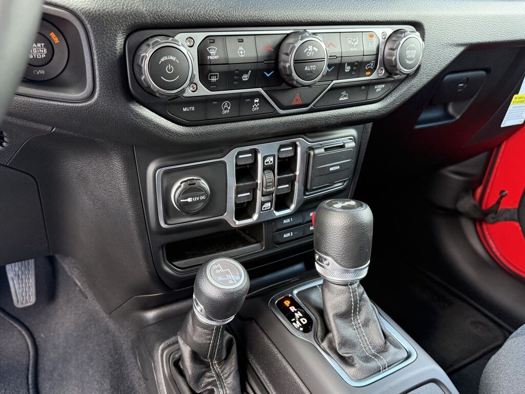 2025 Jeep Wrangler Sport S Crestwood KY
