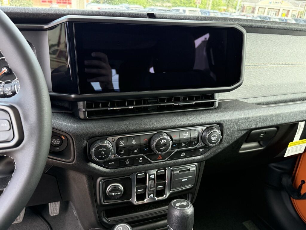 2025 Jeep Wrangler Sport S Crestwood KY