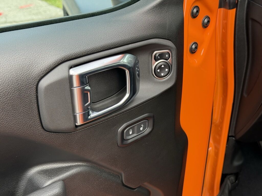 2025 Jeep Wrangler Sport S Crestwood KY