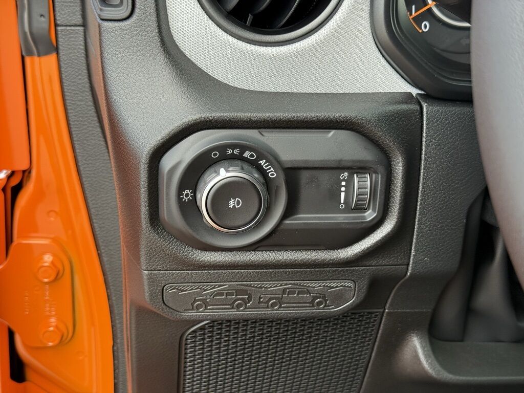 2025 Jeep Wrangler Sport S Crestwood KY