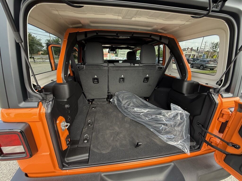 2025 Jeep Wrangler Sport S Crestwood KY