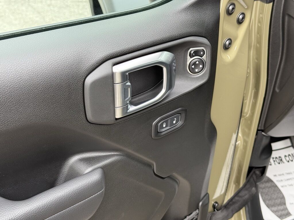 2025 Jeep Wrangler Sport S Crestwood KY