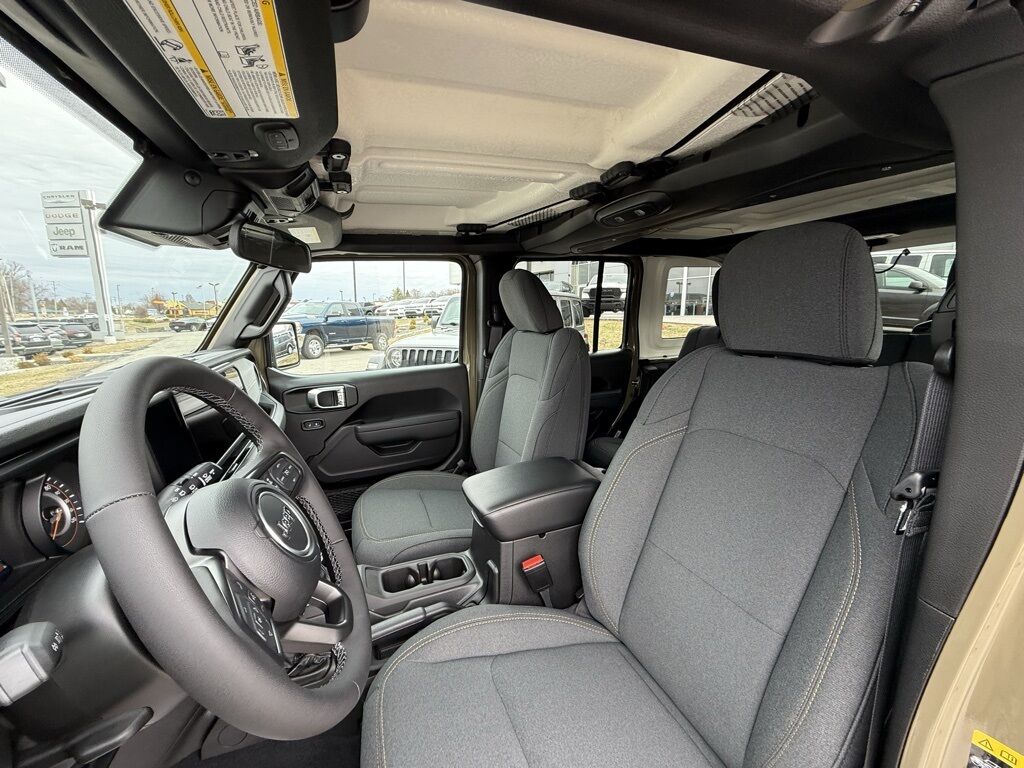 2025 Jeep Wrangler Sport S Crestwood KY