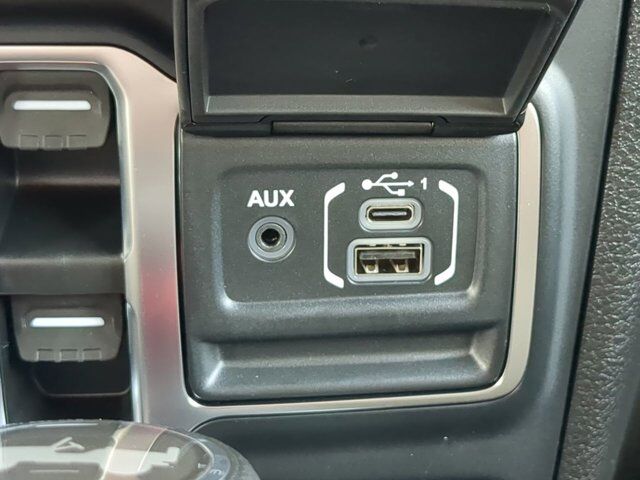 2025 Jeep Wrangler Sport S Appleton WI