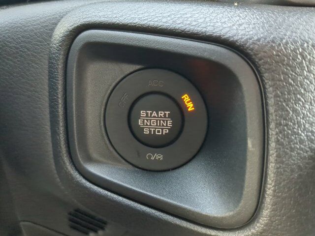 2025 Jeep Wrangler Sport S Appleton WI