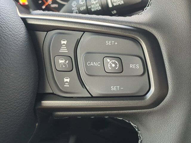 2025 Jeep Wrangler Sport S Appleton WI