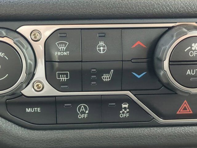 2025 Jeep Wrangler Sport S Appleton WI