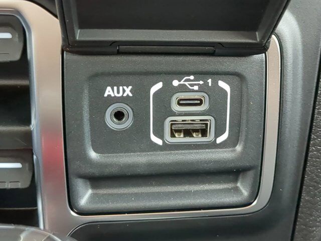2025 Jeep Wrangler Sport S Appleton WI