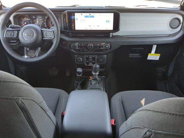 2025 Jeep Wrangler Sport S Appleton WI