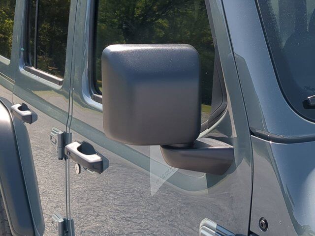2025 Jeep Wrangler Sport S Appleton WI