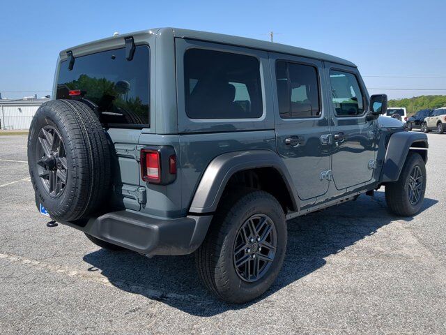 2025 Jeep Wrangler Sport S Appleton WI