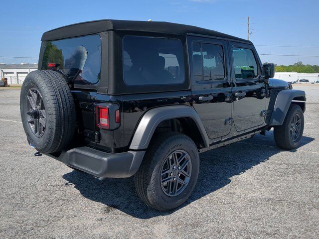 2025 Jeep Wrangler Sport S Appleton WI