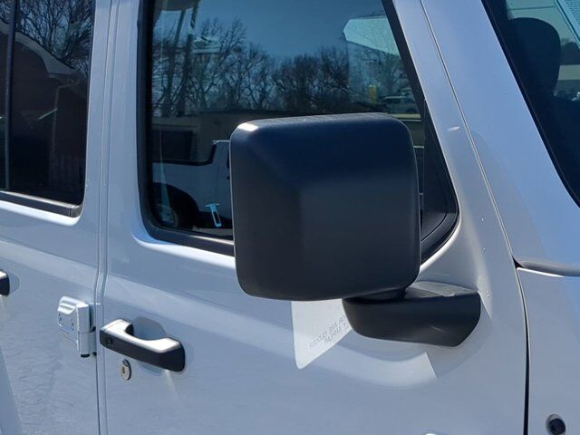 2025 Jeep Wrangler Sport S Appleton WI