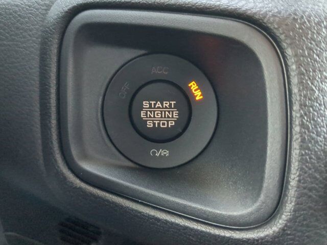 2025 Jeep Wrangler Sport S Appleton WI