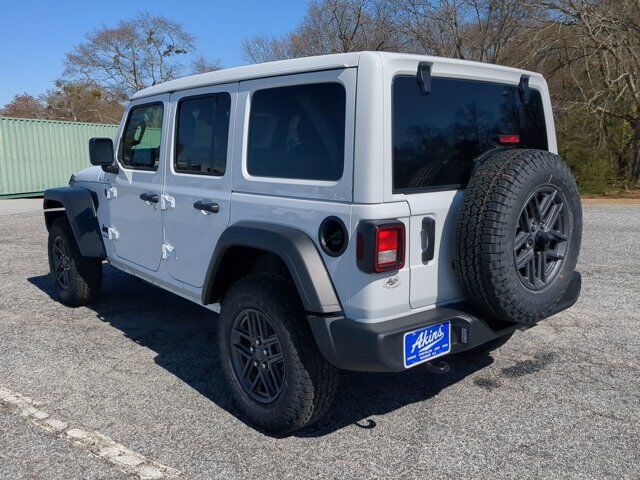 2025 Jeep Wrangler Sport S Appleton WI
