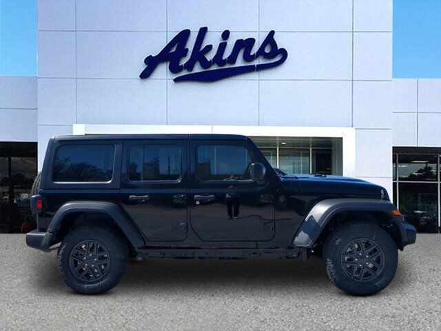2025 Jeep Wrangler Sport S Appleton WI
