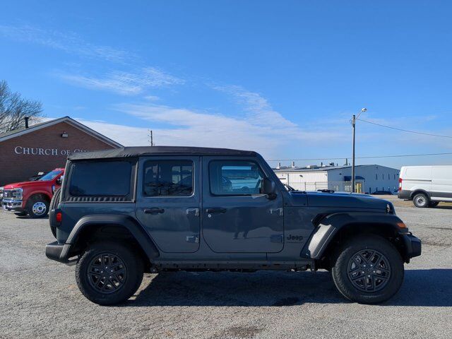 2025 Jeep Wrangler Sport S Appleton WI