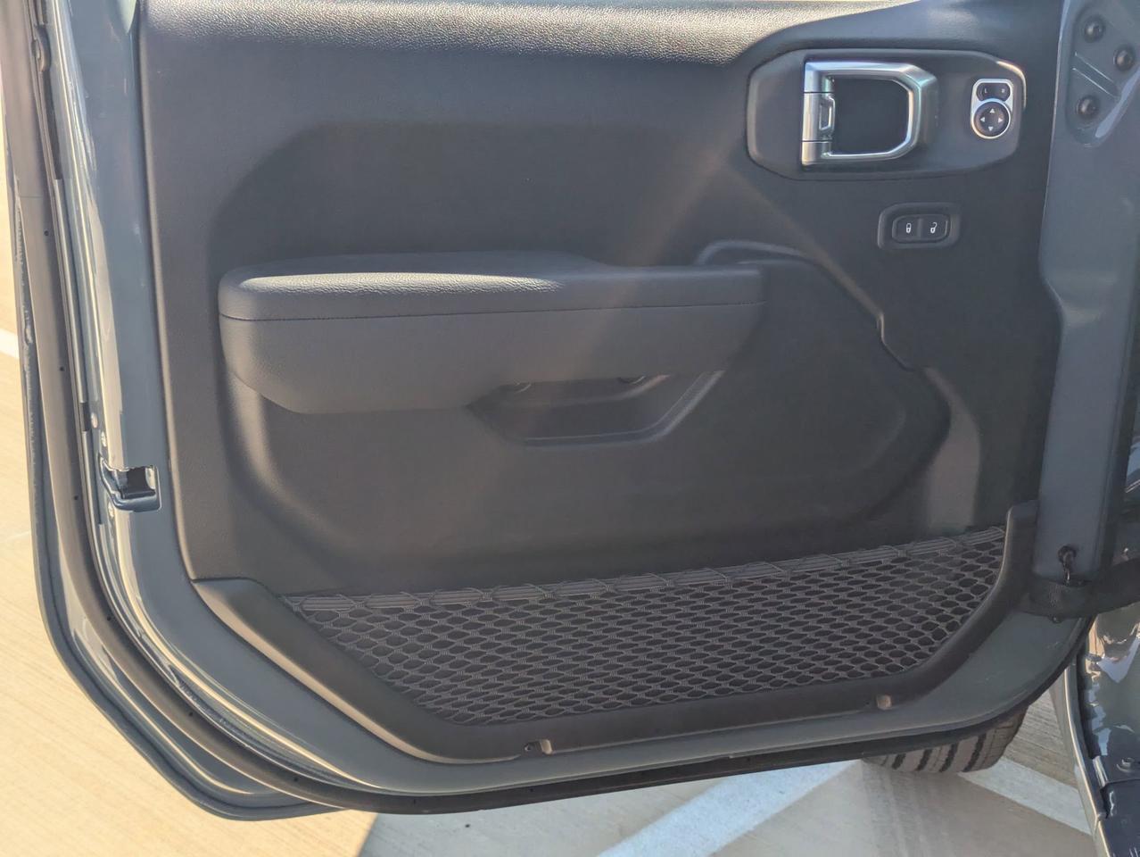 2025 Jeep Wrangler Sport S Castroville TX