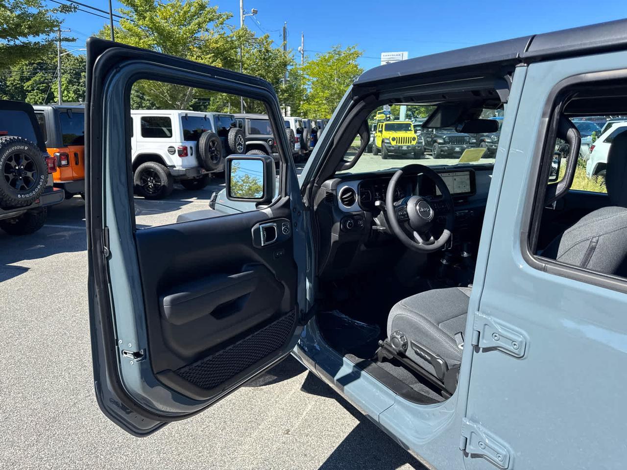 2025 Jeep Wrangler Sport S Dartmouth MA