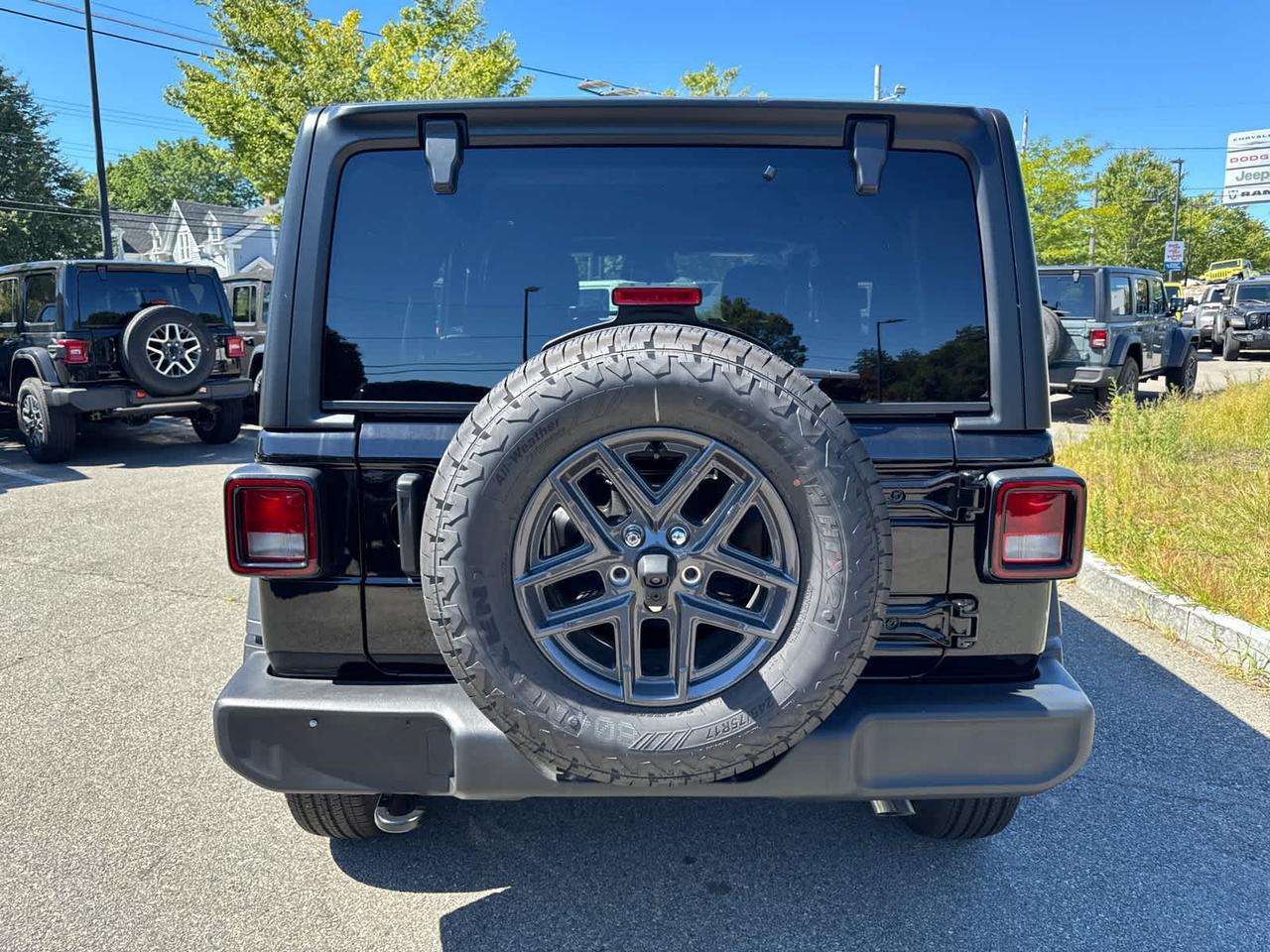 2025 Jeep Wrangler Sport S Dartmouth MA