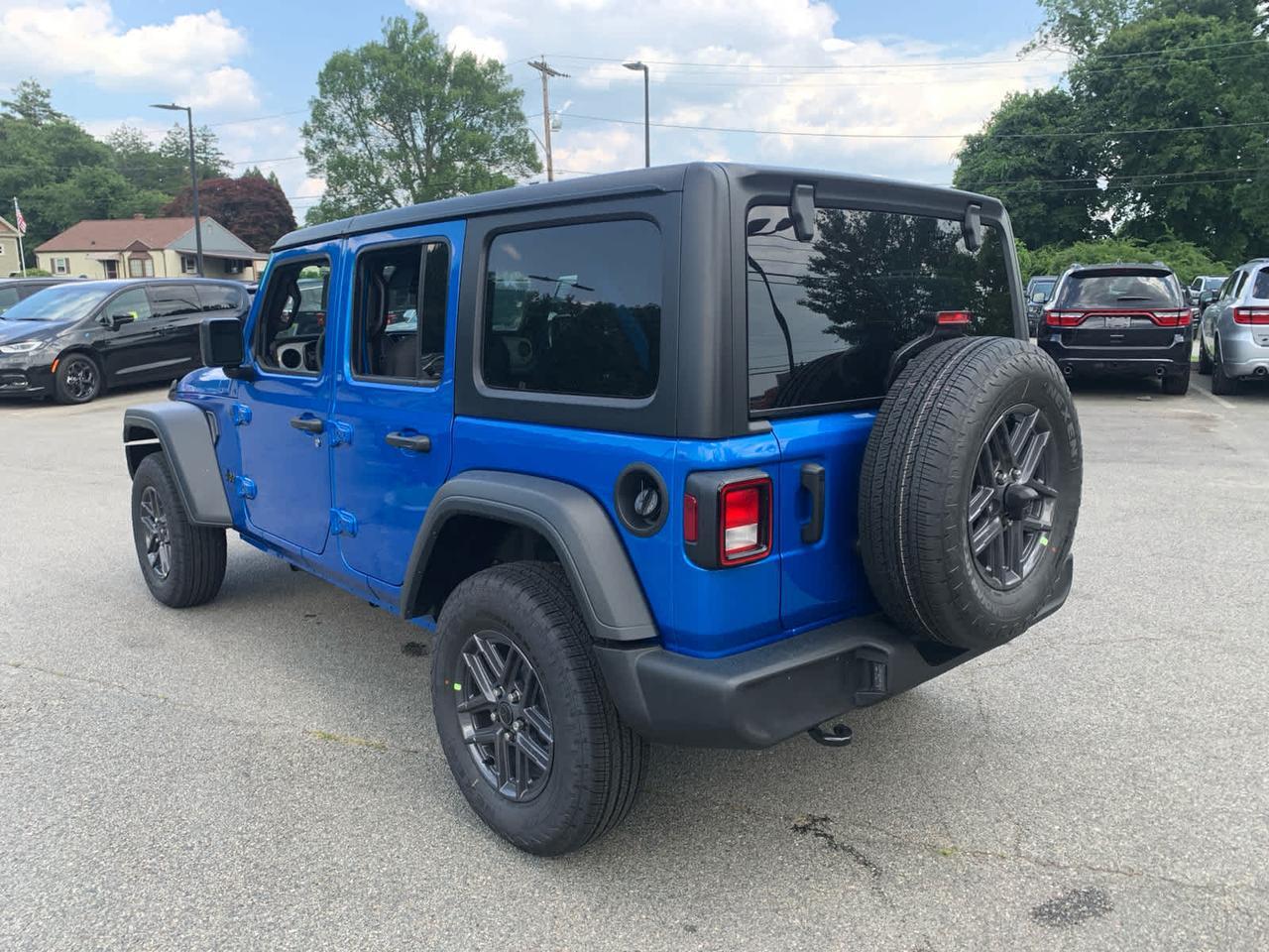2025 Jeep Wrangler Sport S Dartmouth MA