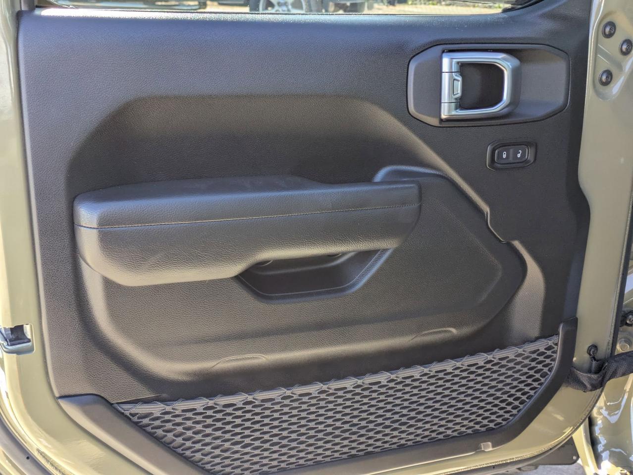 2025 Jeep Wrangler Sport Castroville TX