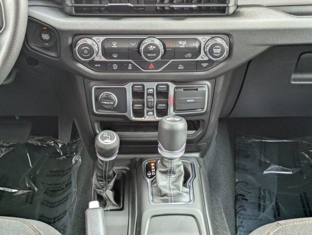 2025 Jeep Wrangler Sport Castroville TX