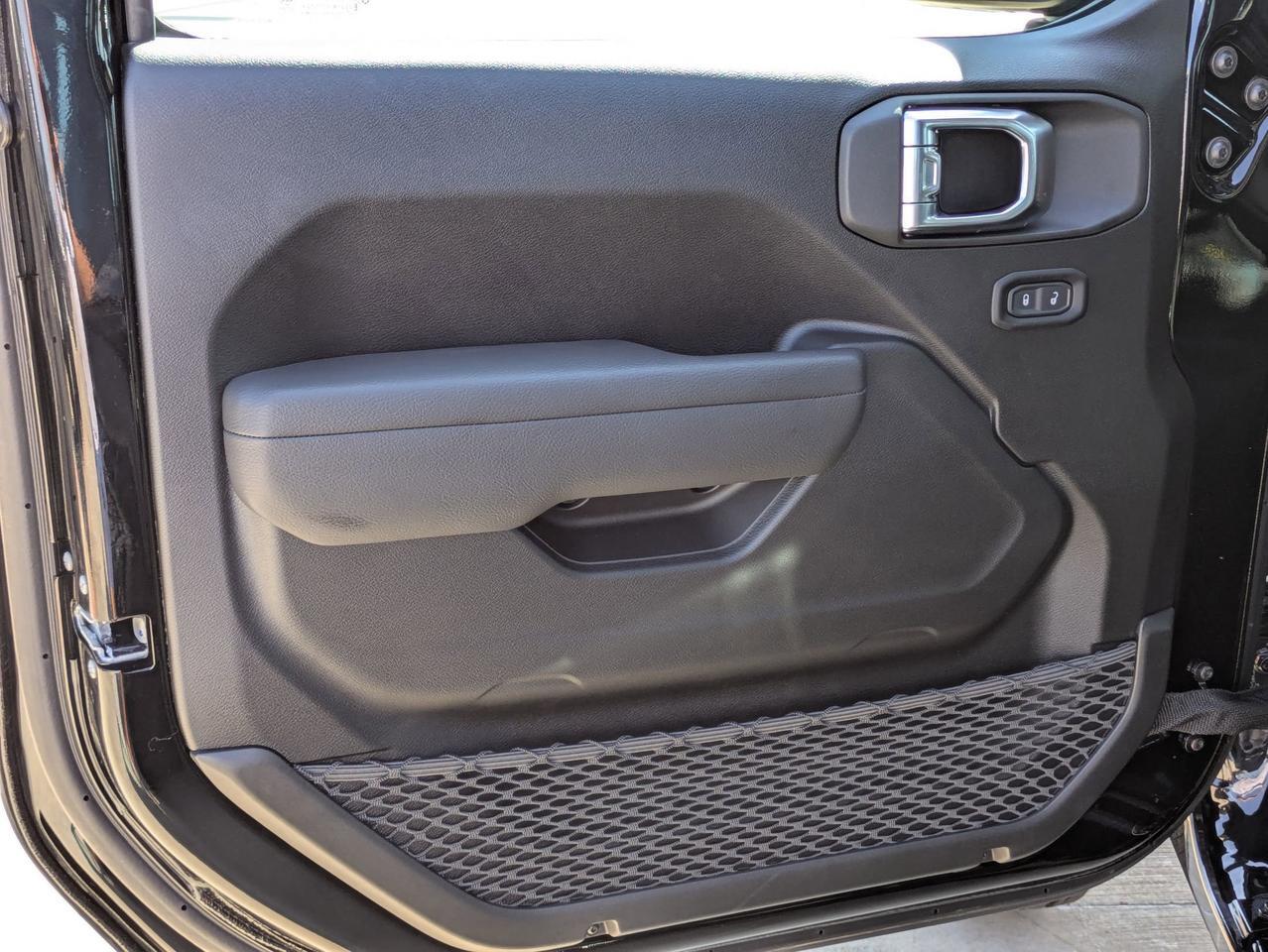 2025 Jeep Wrangler Sport Castroville TX