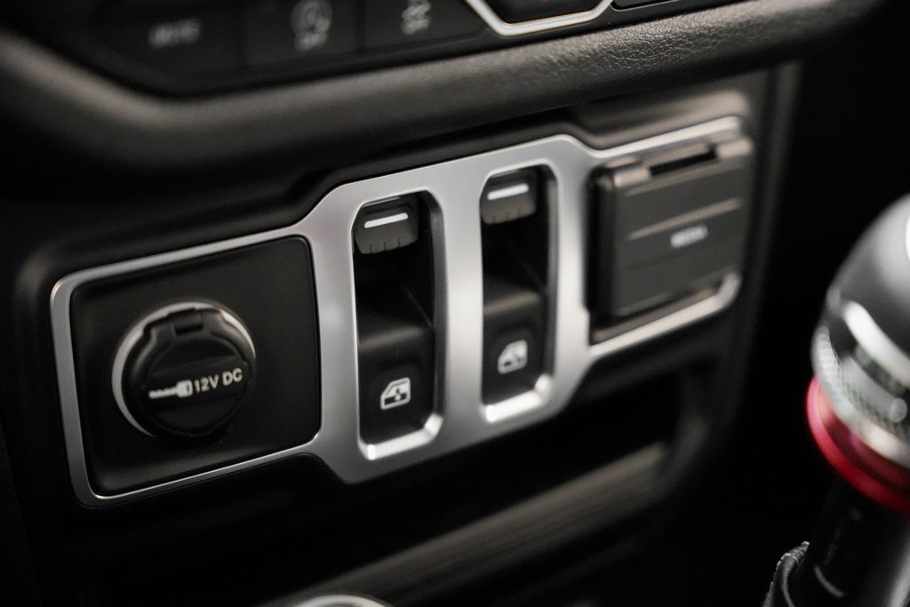 2025 Jeep Wrangler Sport Tigard OR