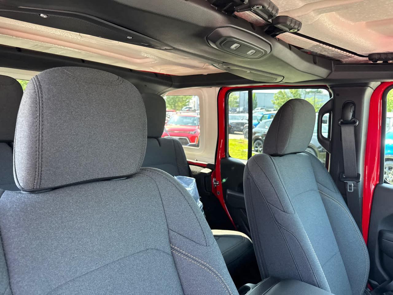 2025 Jeep Wrangler Sport Dartmouth MA