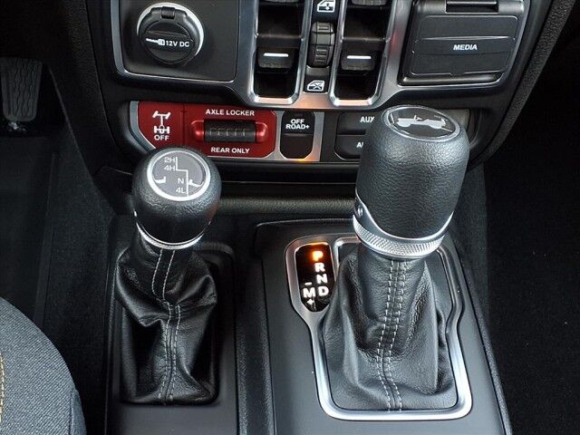 2025 Jeep Wrangler Willys Burnet TX