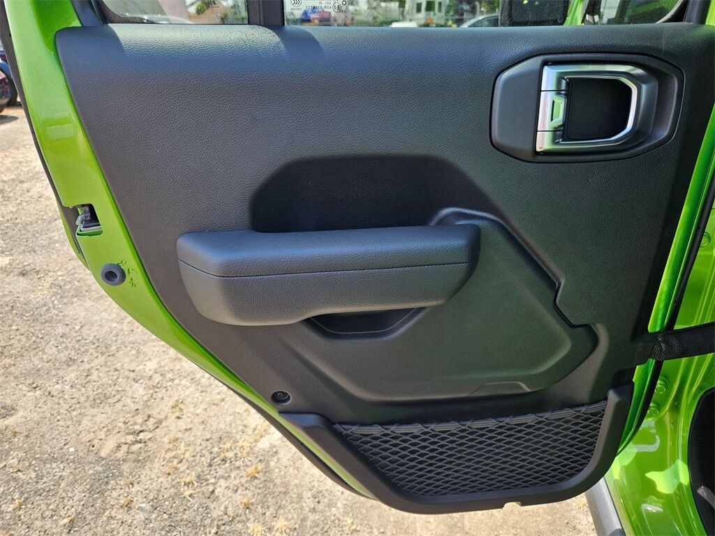 2025 Jeep Wrangler Willys Gresham OR
