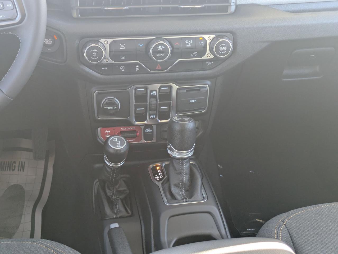 2025 Jeep Wrangler Willys Castroville TX