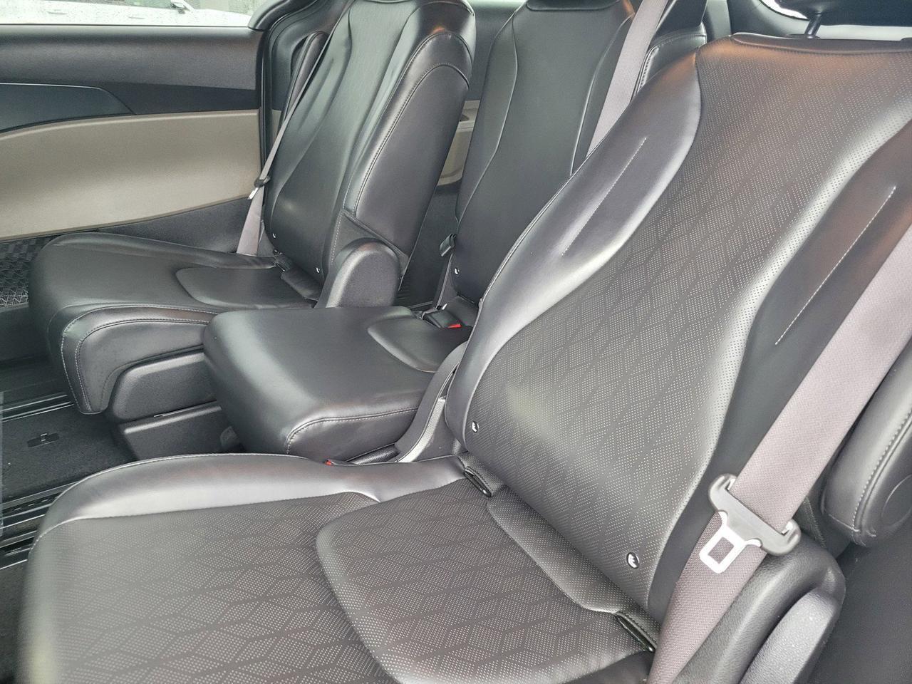 2025 KIA CARNIVAL LXS Roseville CA