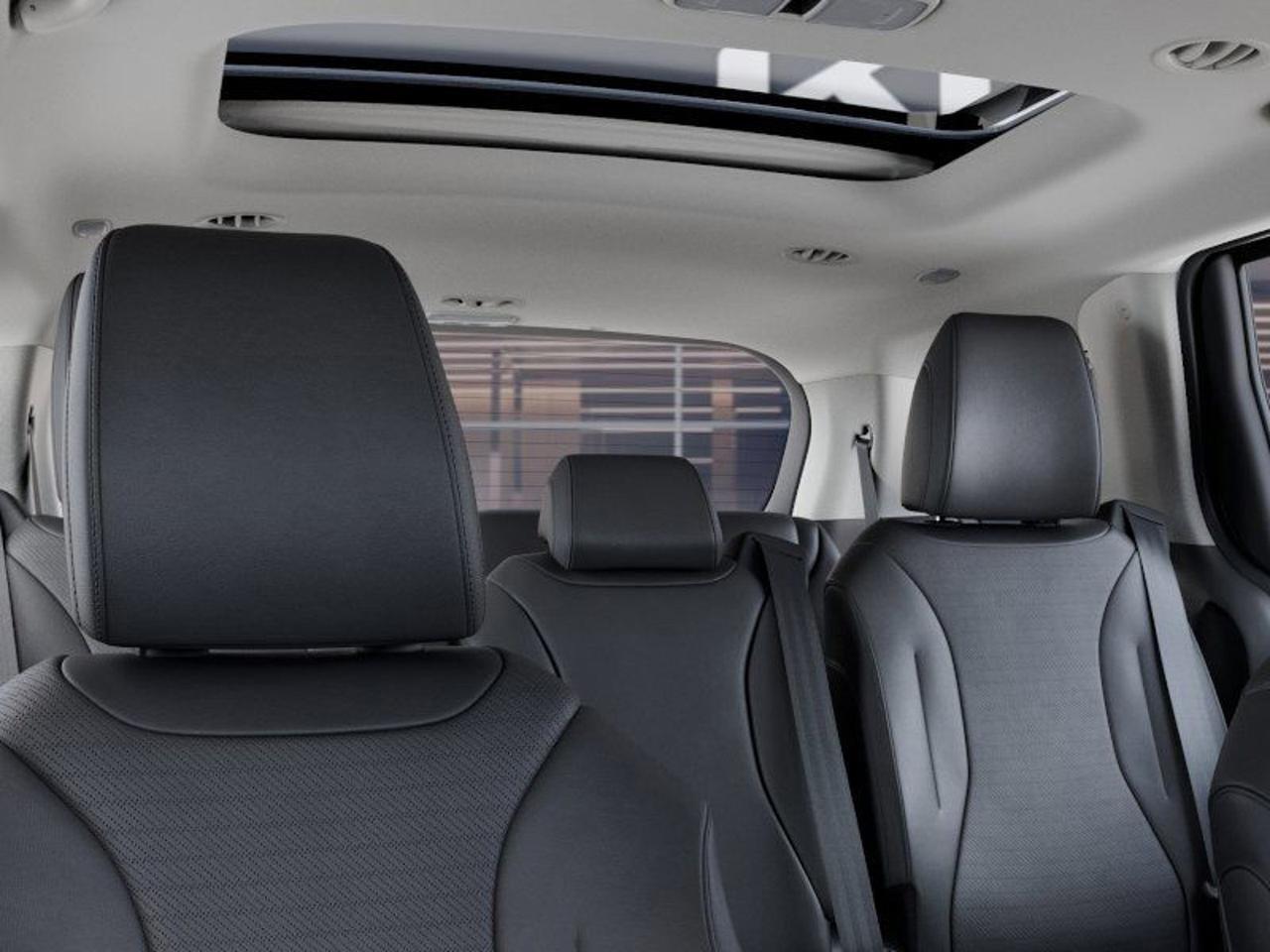 2025 KIA CARNIVAL SX PRESTIGE Roseville CA