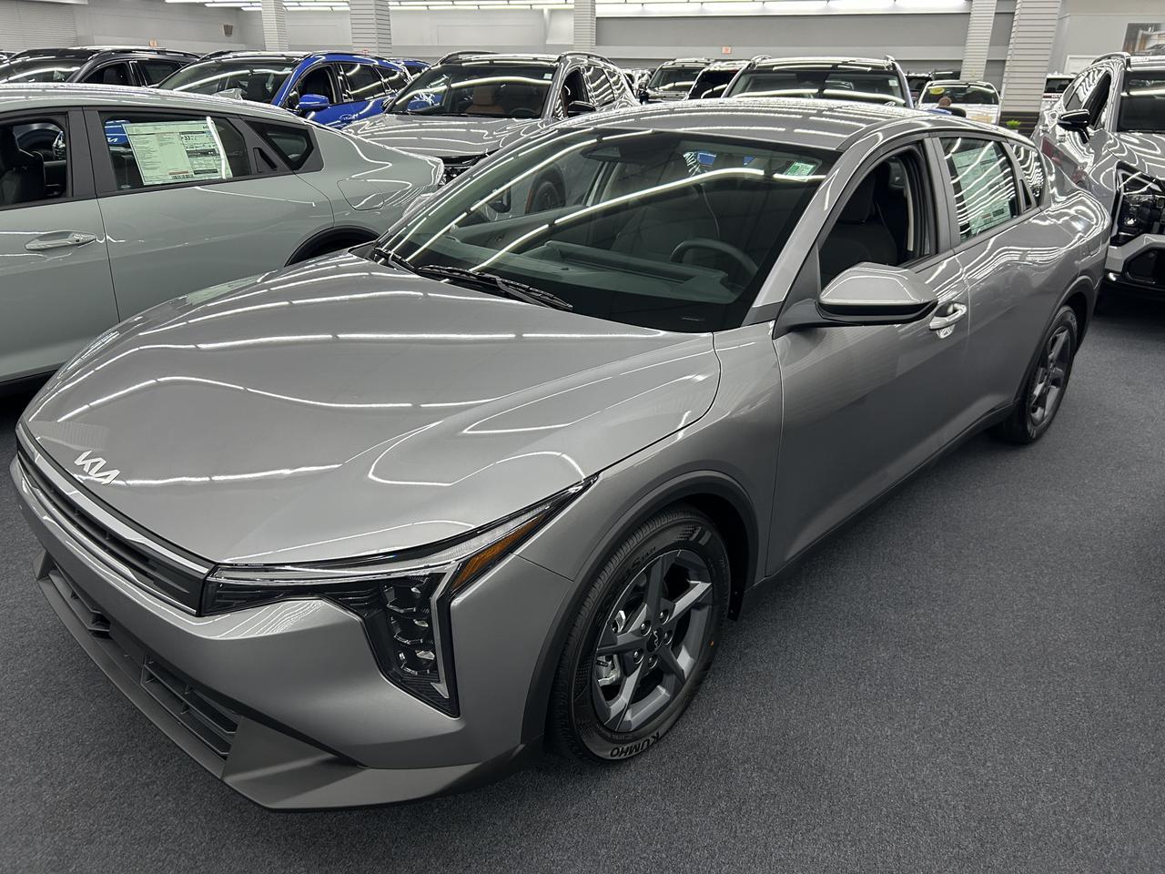 2025 KIA K4 LXS Sedan