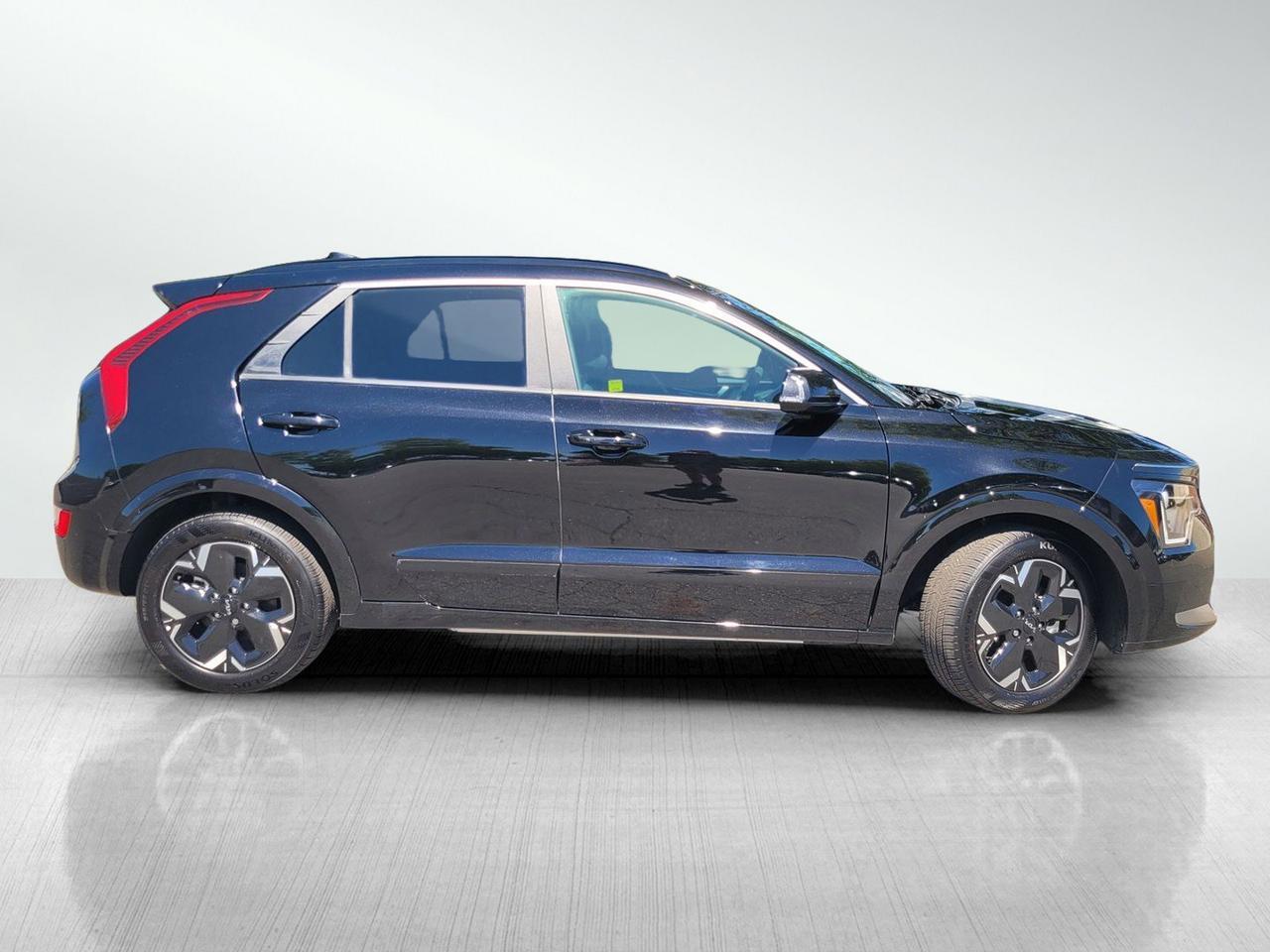 2025 KIA NIRO EV WIND