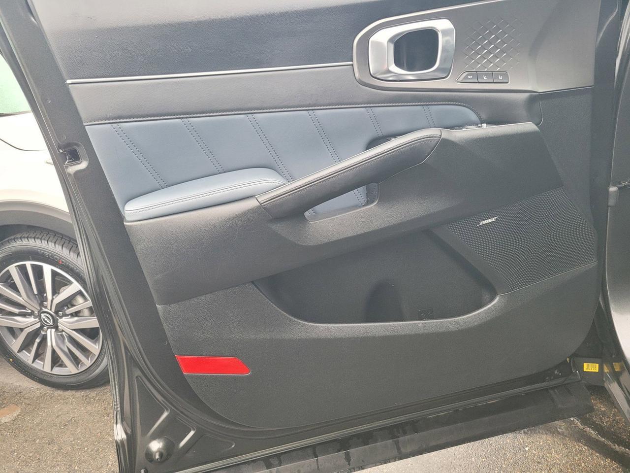 2025 KIA SORENTO PLUG-IN HYBRID SX PRESTIGE Roseville CA