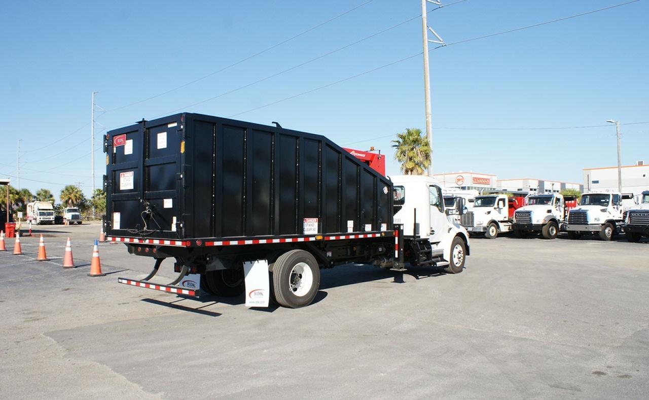 2025 Kenworth T380 28 Yard Pac Mac ML Grapple Truck