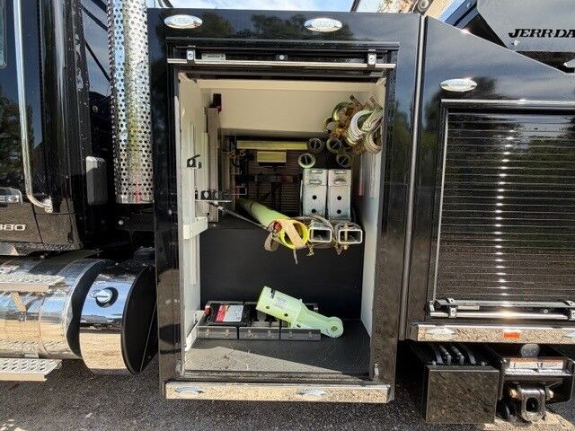 2025 Kenworth T880 Jerr-Dan 35/40 Ton Wrecker Truck Tampa FL