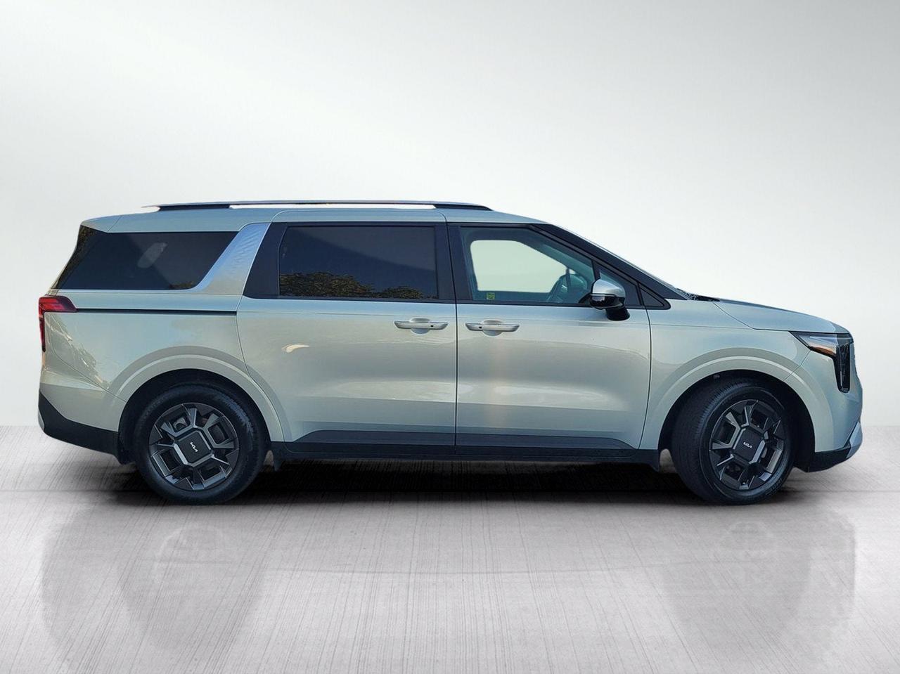2025 Kia CARNIVAL HYBRID EX