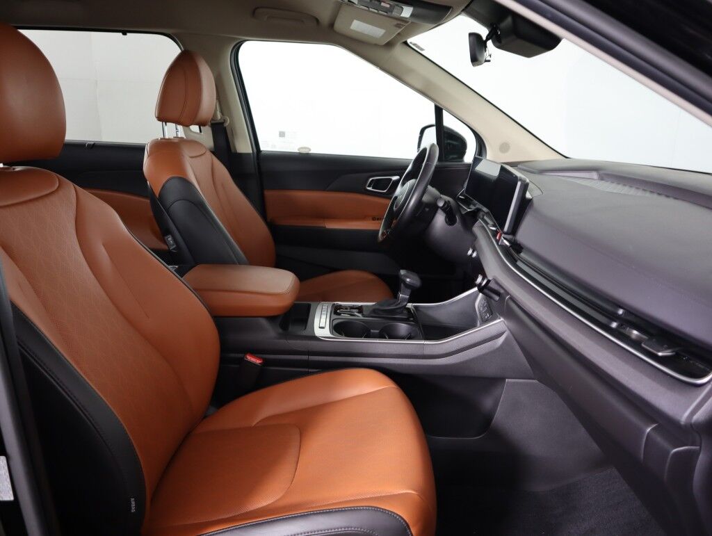 2025 Kia Carnival EX FWD Maumee OH