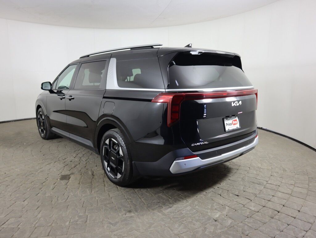 2025 Kia Carnival EX FWD Maumee OH