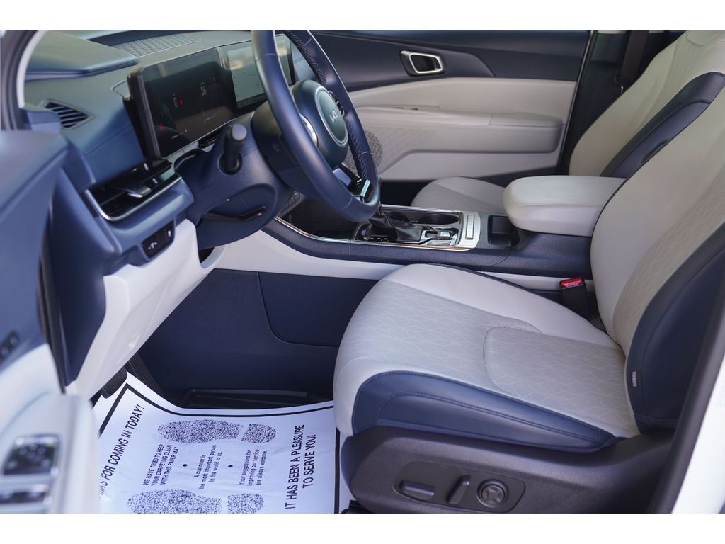 2025 Kia Carnival EX Price UT