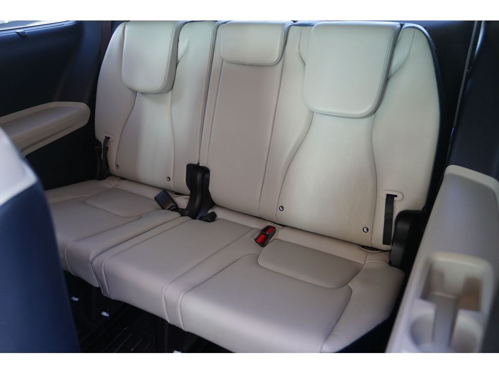 2025 Kia Carnival EX Price UT