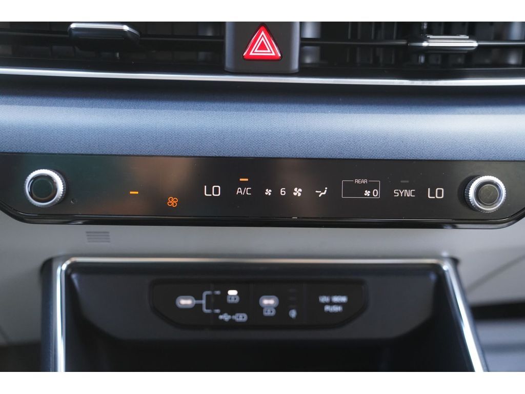 2025 Kia Carnival EX Price UT